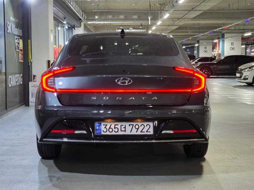 HYUNDAI Sonata - Vista 5