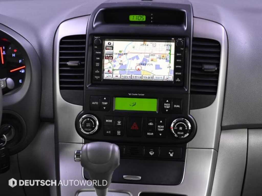 KIA Carnival - Vista 10