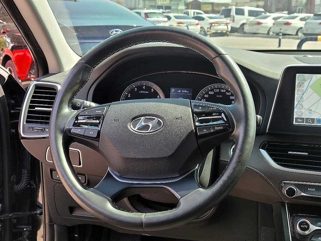 HYUNDAI Grandeur - Vista 8