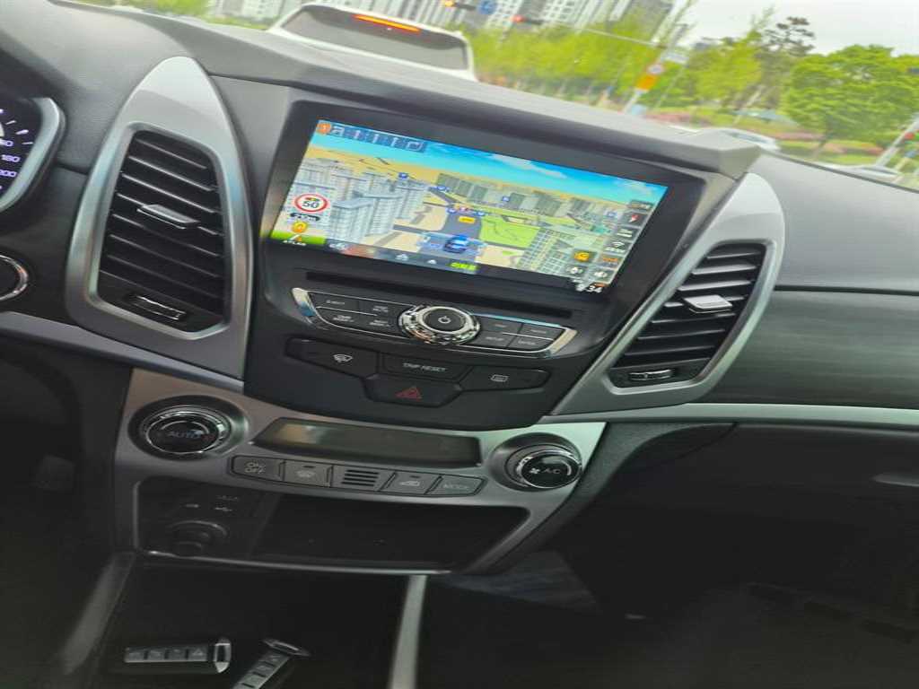 Ssangyong Korando - Vista 9