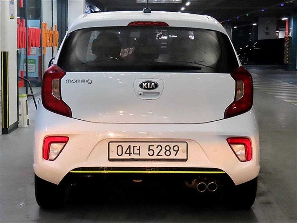 KIA Morning - Vista 5