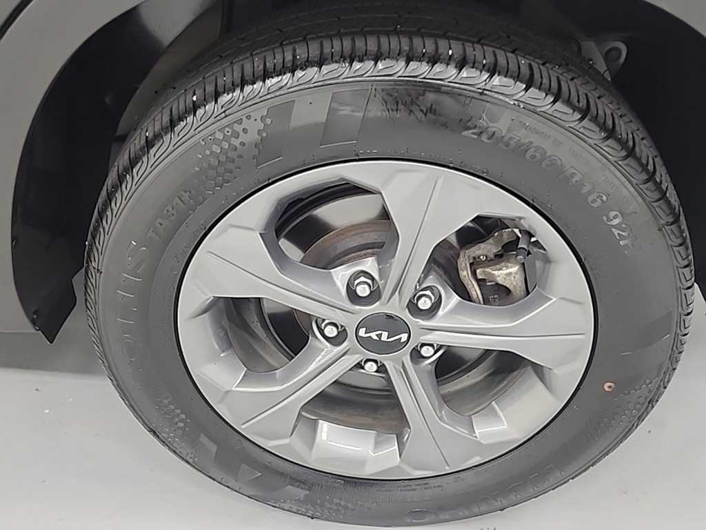 KIA Seltos 2024 Gris - Importación desde Corea - HF Imports Iquique - Foto 20
