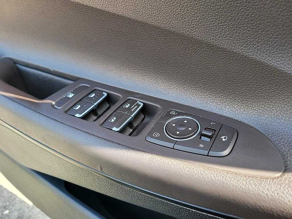 HYUNDAI Grandeur - Vista 12