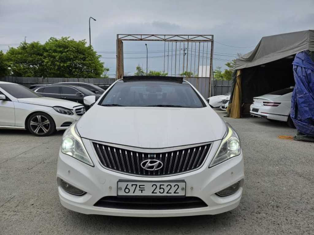 HYUNDAI Grandeur 2014 Blanco - Importación desde Corea - HF Imports Iquique - Foto 1