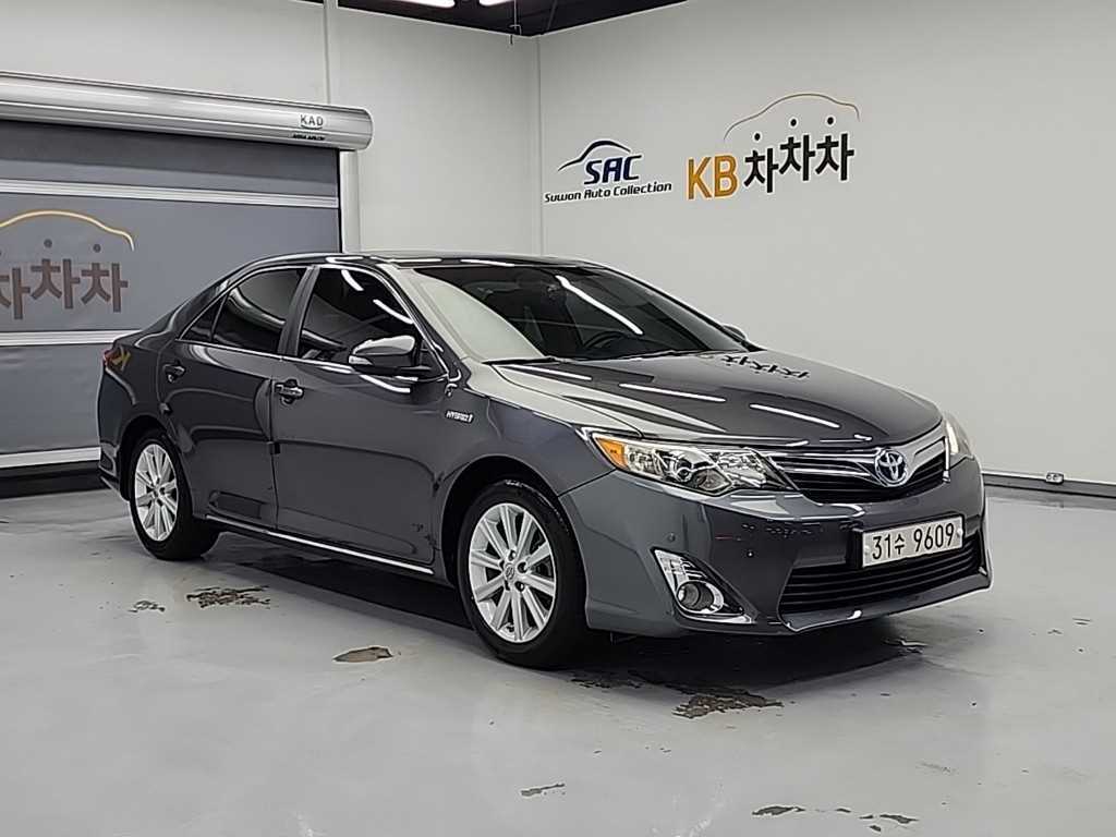 Toyota Camry - Vista 4