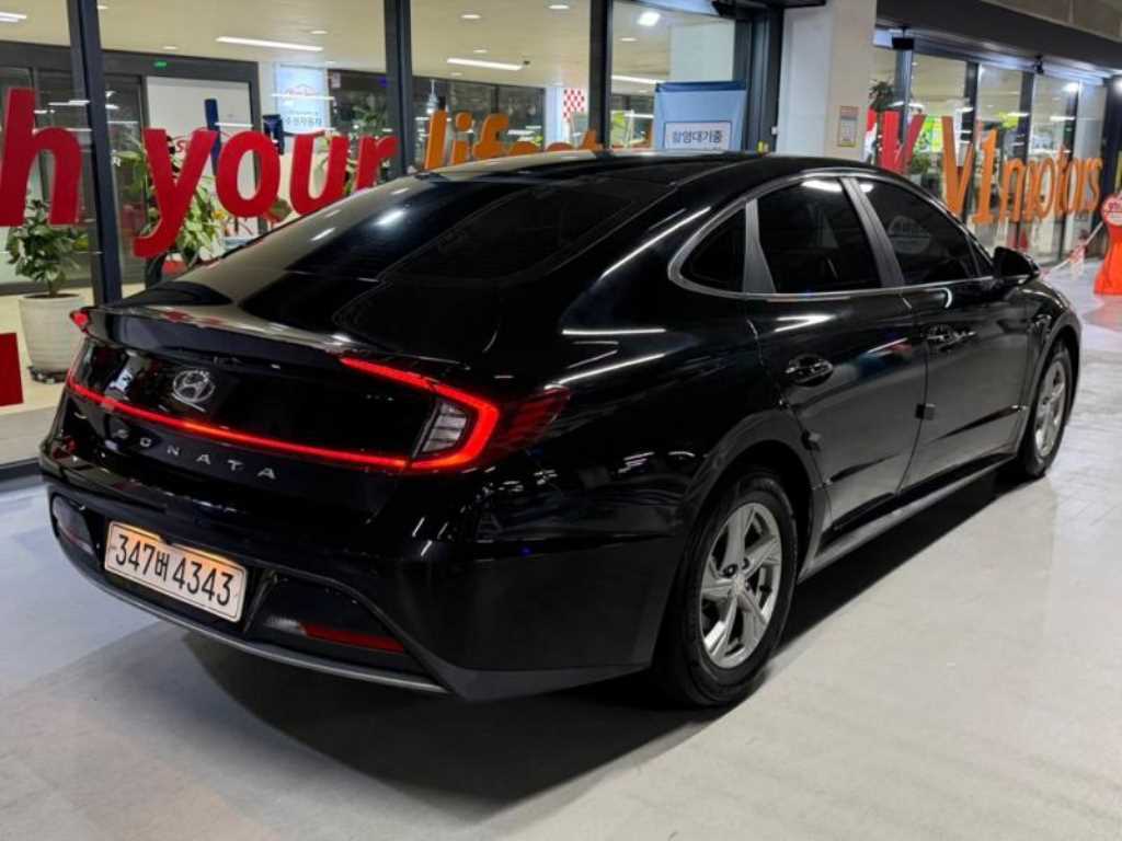 HYUNDAI Sonata - Vista 4