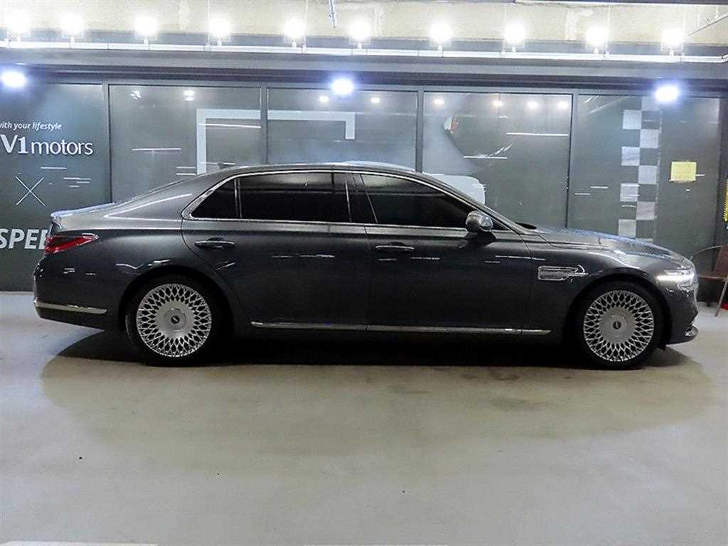Genesis G90 - Vista 3