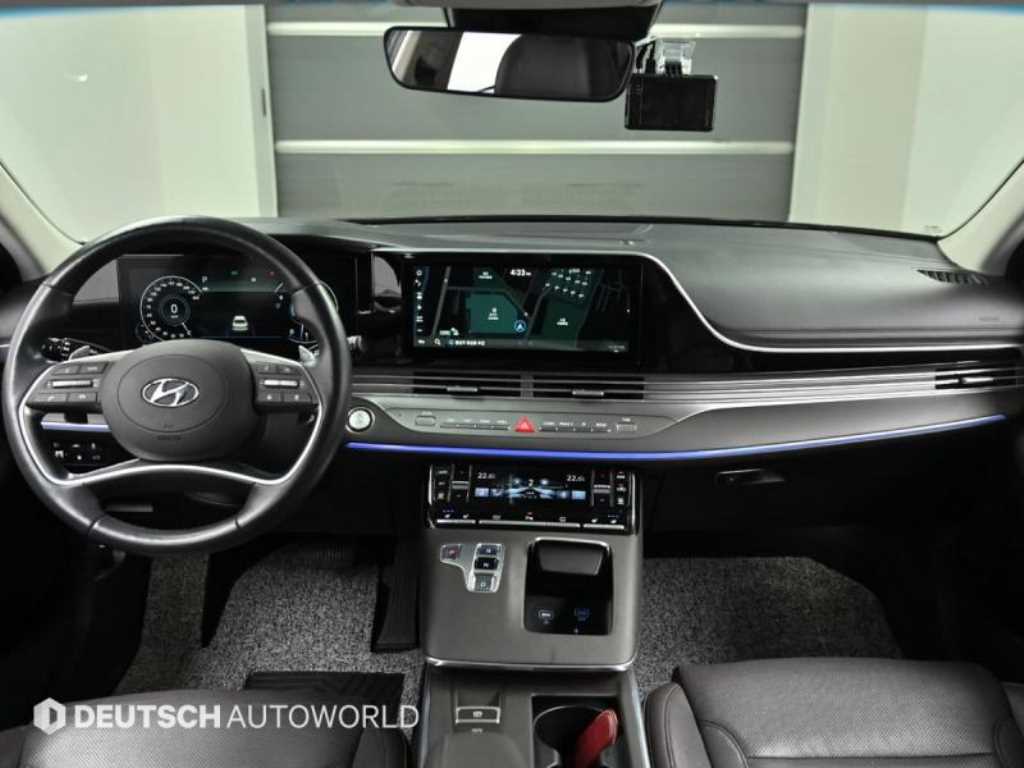 HYUNDAI Grandeur - Vista 10