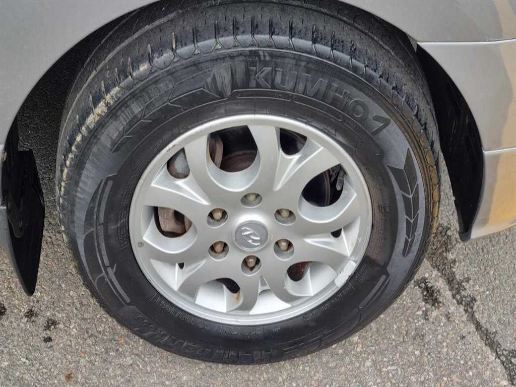 HYUNDAI Starex 2011 Plateado - Importación desde Corea - HF Imports Iquique - Foto 13