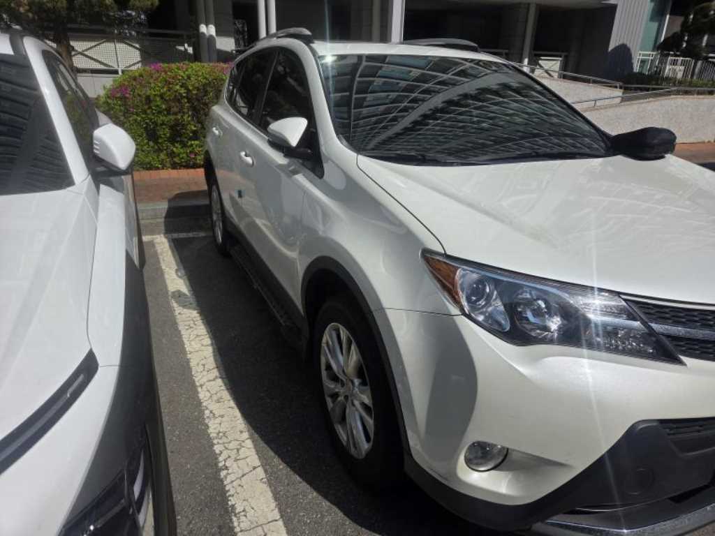Toyota RAV4 - Vista 2