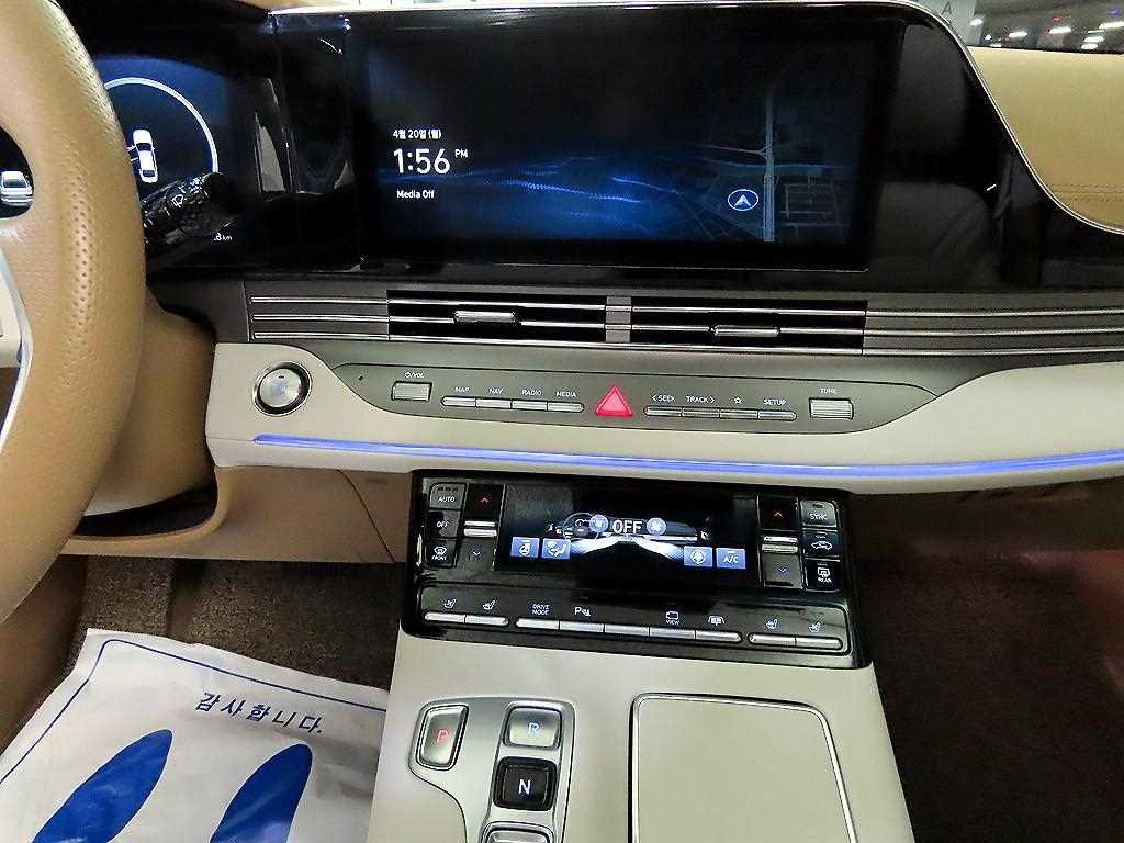 HYUNDAI Grandeur - Vista 11