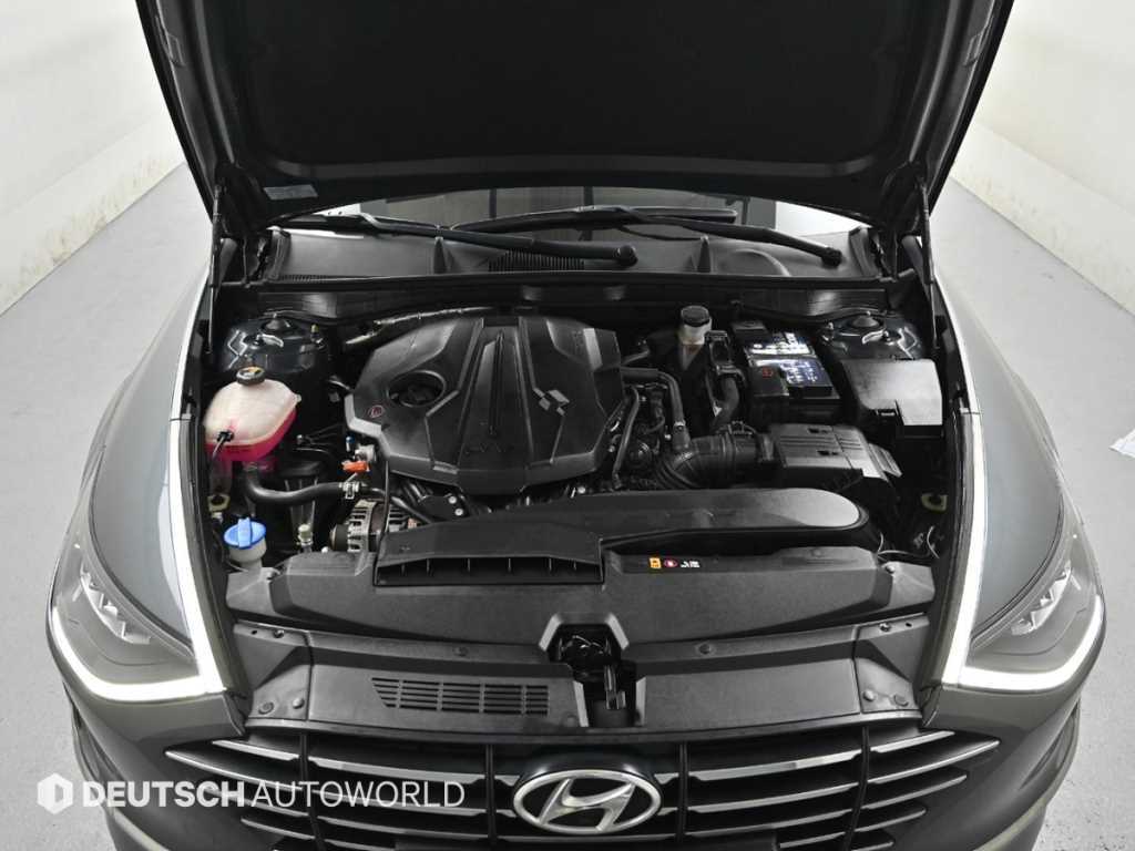 HYUNDAI Sonata - Vista 6