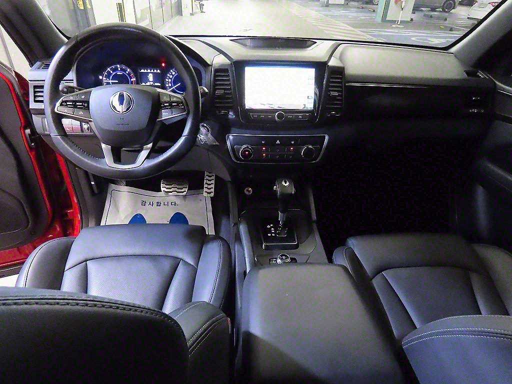 Ssangyong Rexton - Vista 10