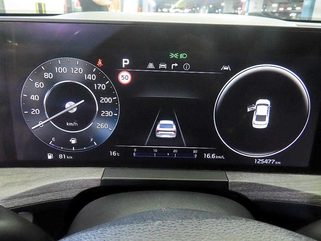 KIA K8 - Vista 9