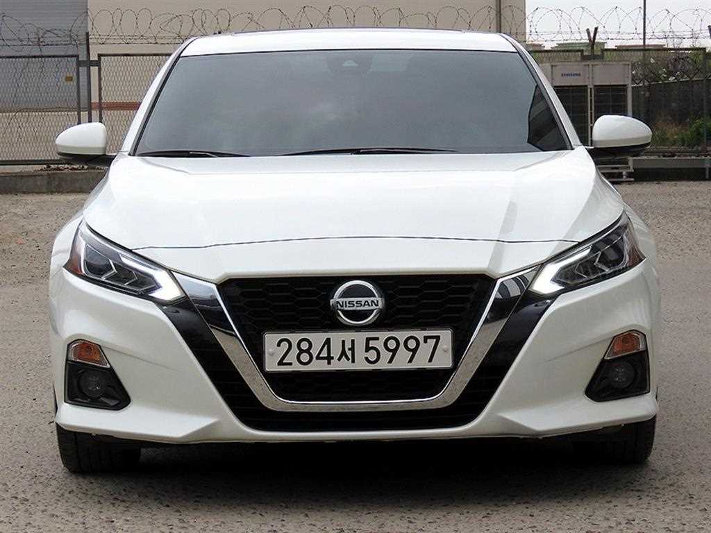 Nissan Altima 2019 - Importación desde Corea - HF Imports Iquique - Foto 1