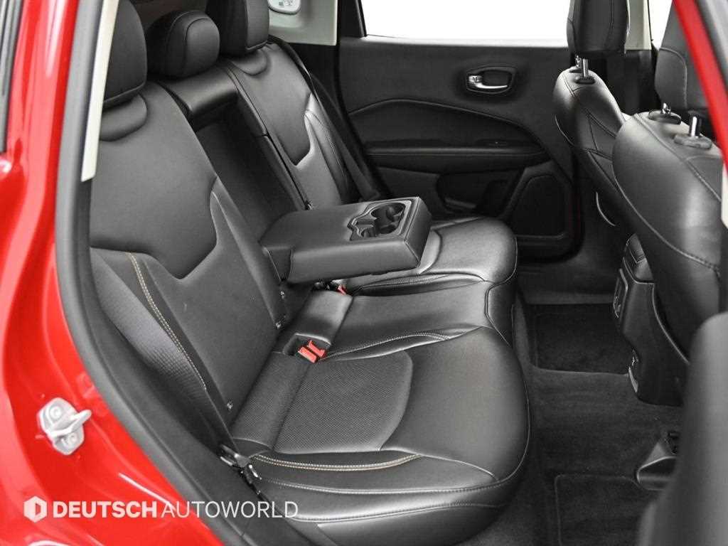 Jeep Compass - Vista 12
