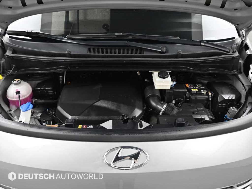 HYUNDAI Staria - Vista 6