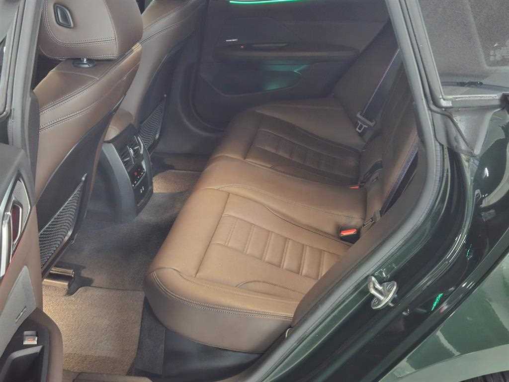 BMW 4 Series 2022 Verde - Importación desde Corea - HF Imports Iquique - Foto 13