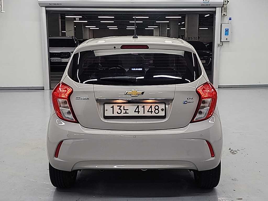 Chevrolet Spark - Vista 3