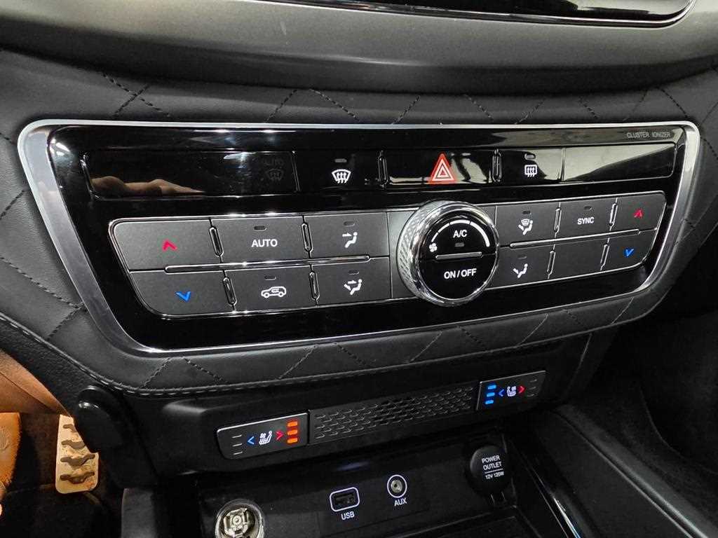 Ssangyong Rexton 2018 Negro - Importación desde Corea - HF Imports Iquique - Foto 13