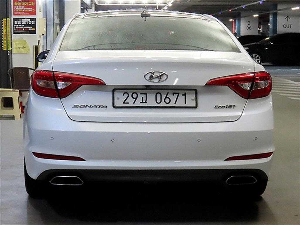 HYUNDAI Sonata - Vista 5