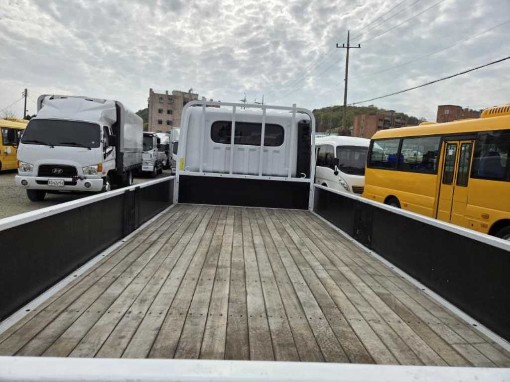 medium and large cargo Cargo 2018 Blanco - Importación desde Corea - HF Imports Iquique - Foto 14
