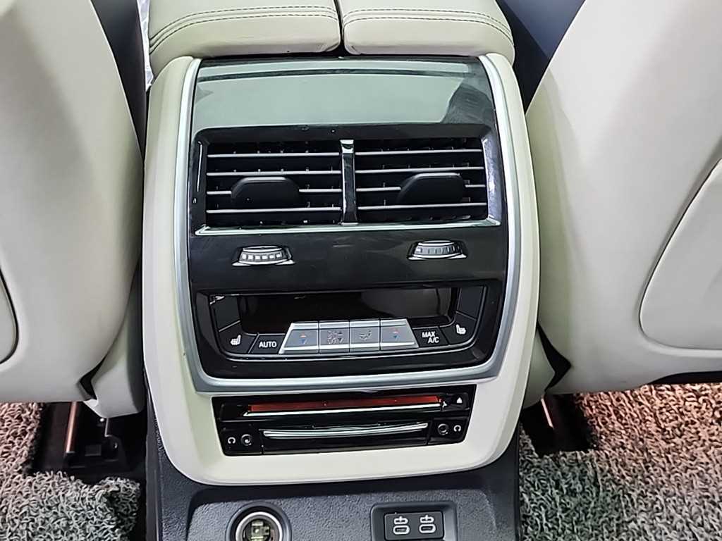 BMW X7 2021 Negro - Importación desde Corea - HF Imports Iquique - Foto 13