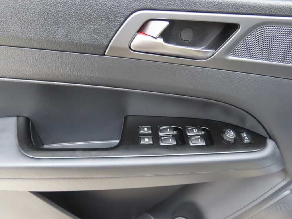 Ssangyong Rexton - Vista 7