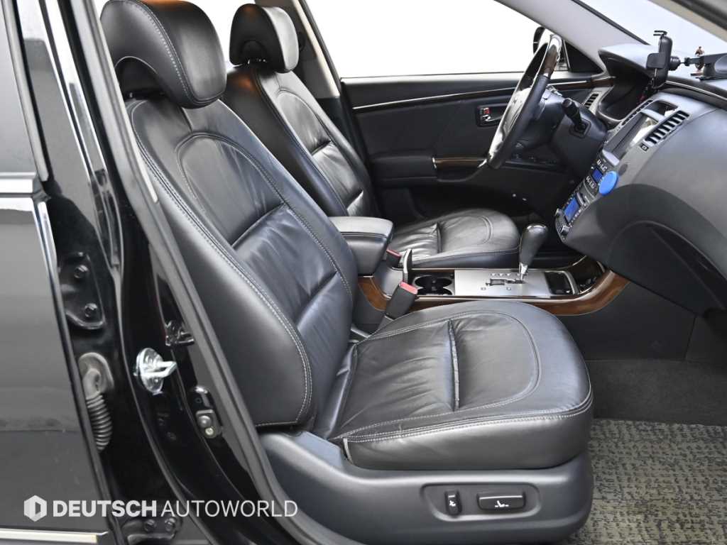 HYUNDAI Grandeur - Vista 10