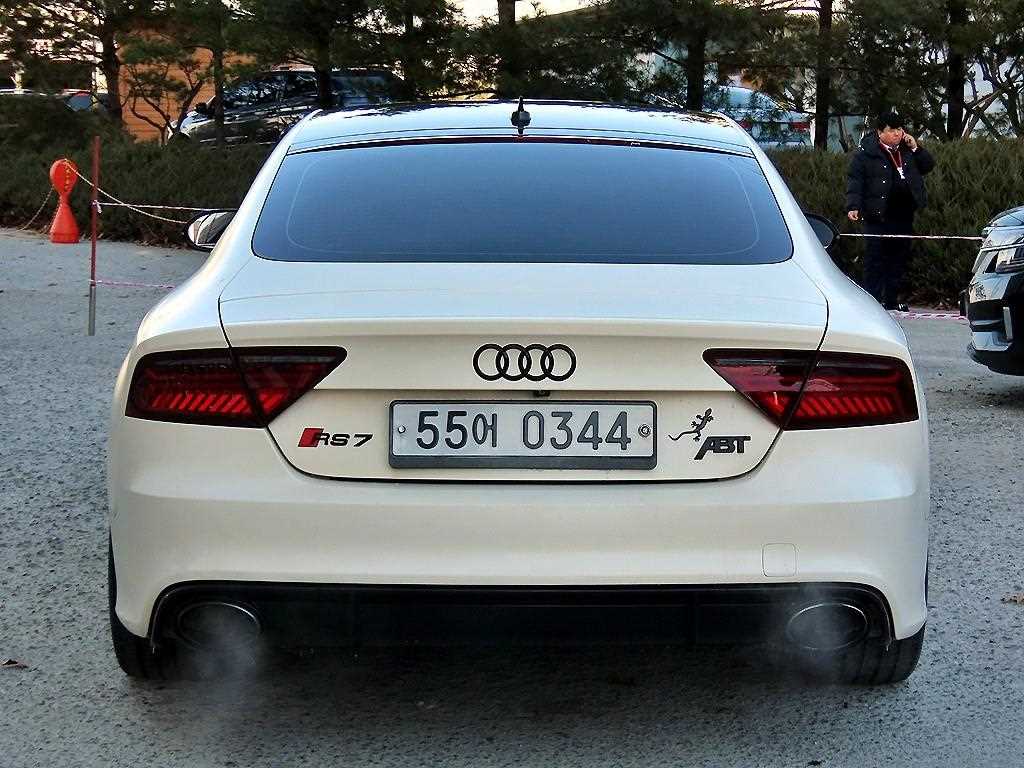 Audi RS7 - Vista 4
