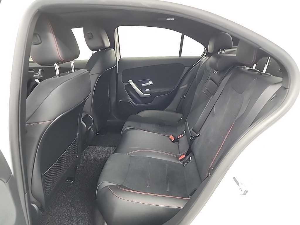 Mercedes Benz A Class - Vista 11