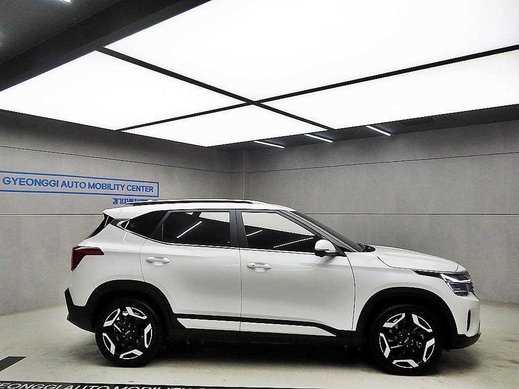 KIA Seltos - Vista 2