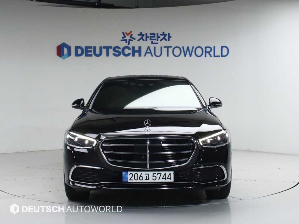 Mercedes Benz S Class - Vista 3