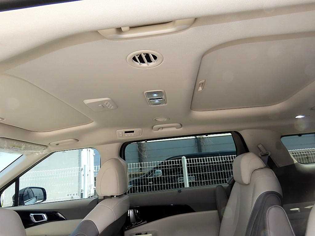 KIA Carnival 2025 Gris - Importación desde Corea - HF Imports Iquique - Foto 15