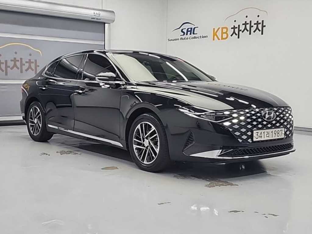 HYUNDAI Grandeur - Vista 4