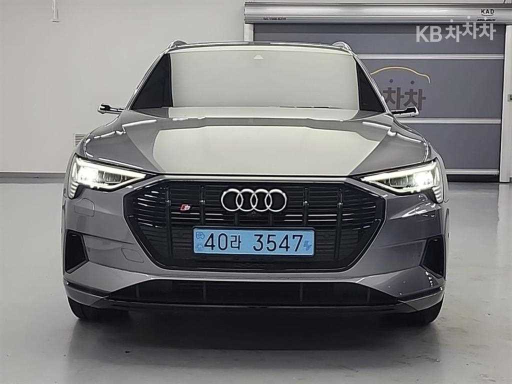 Audi e-Tron - Vista 2