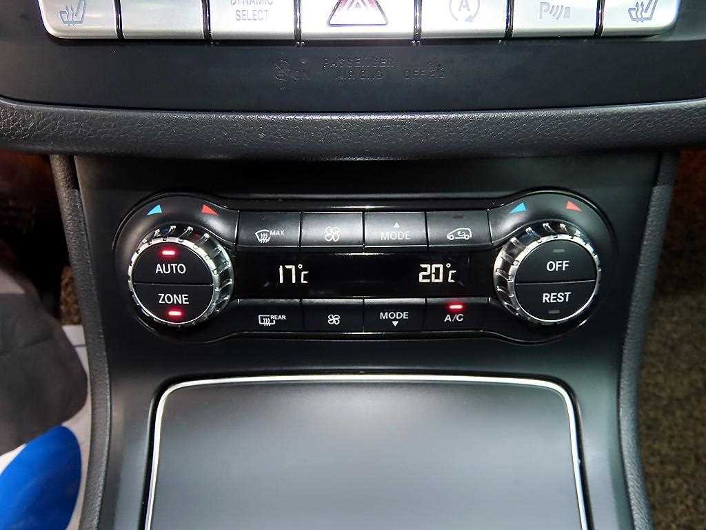 Mercedes Benz B Class (MY B) 2018 Gris - Importación desde Corea - HF Imports Iquique - Foto 13