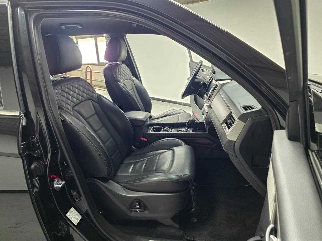 Ssangyong Rexton - Vista 9