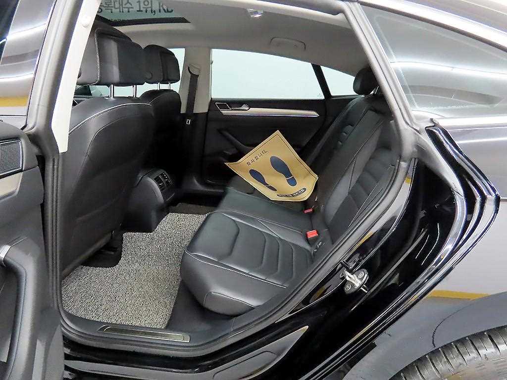 Volkswagen Arteon - Vista 6