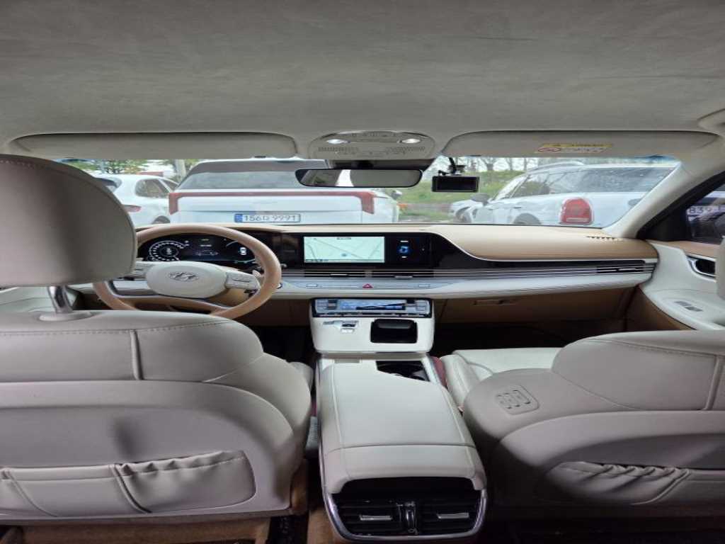 HYUNDAI Grandeur - Vista 6