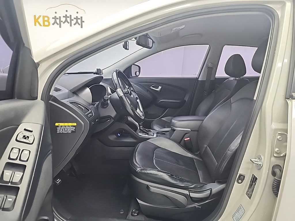 HYUNDAI Tucson - Vista 11