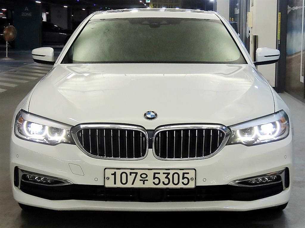 BMW 5 Series - Vista 2