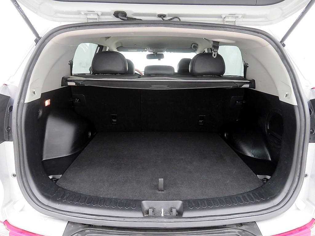 KIA Sportage - Vista 5