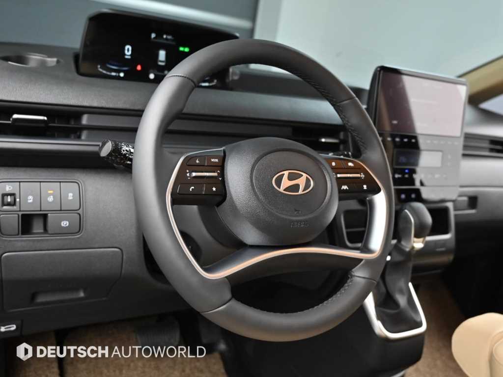 HYUNDAI Staria 2025 Negro - Importación desde Corea - HF Imports Iquique - Foto 13