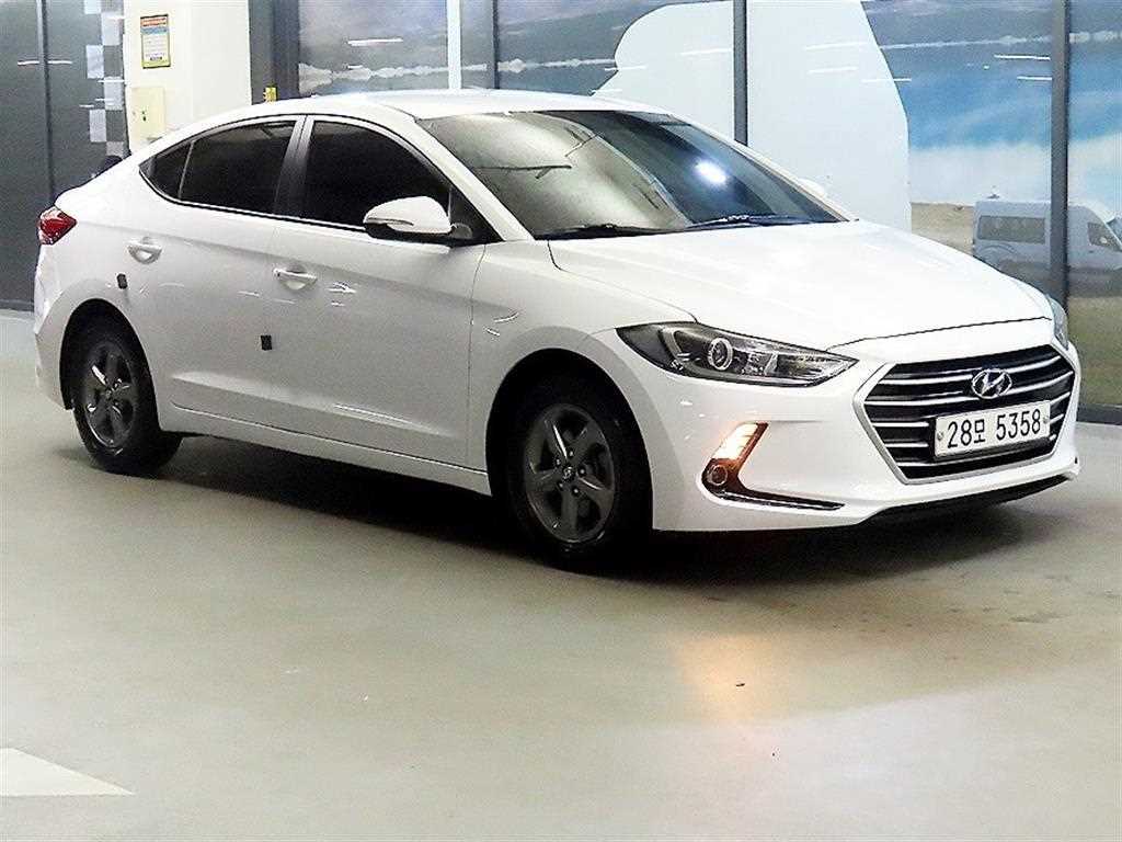 HYUNDAI Avante 2016 Blanco - Importación desde Corea - HF Imports Iquique - Foto 1