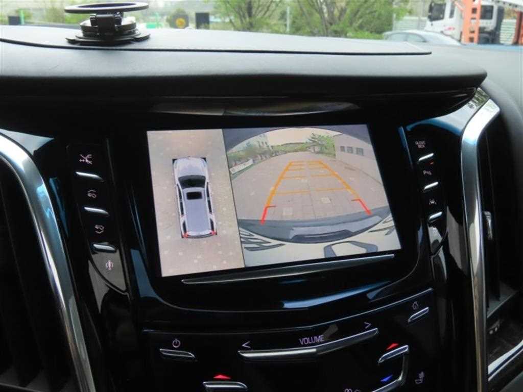 Cadillac Escalade - Vista 8
