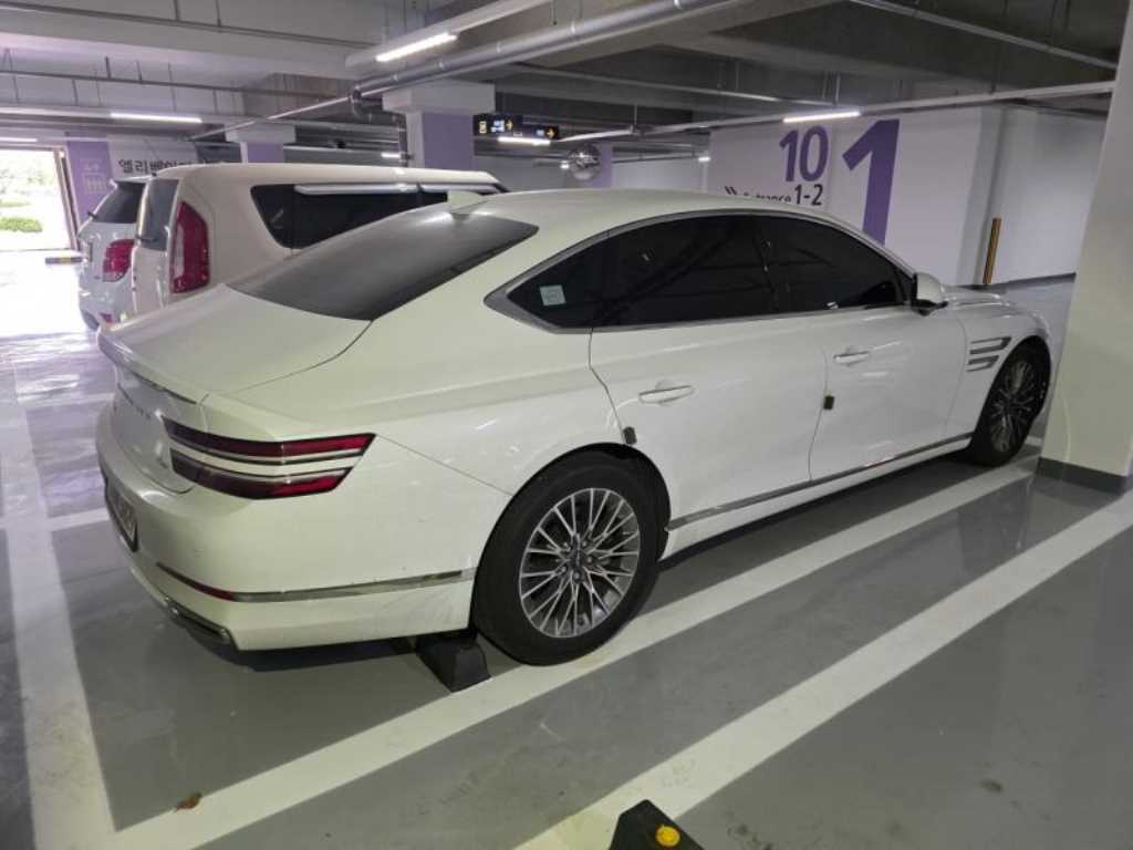 Genesis G80 - Vista 4