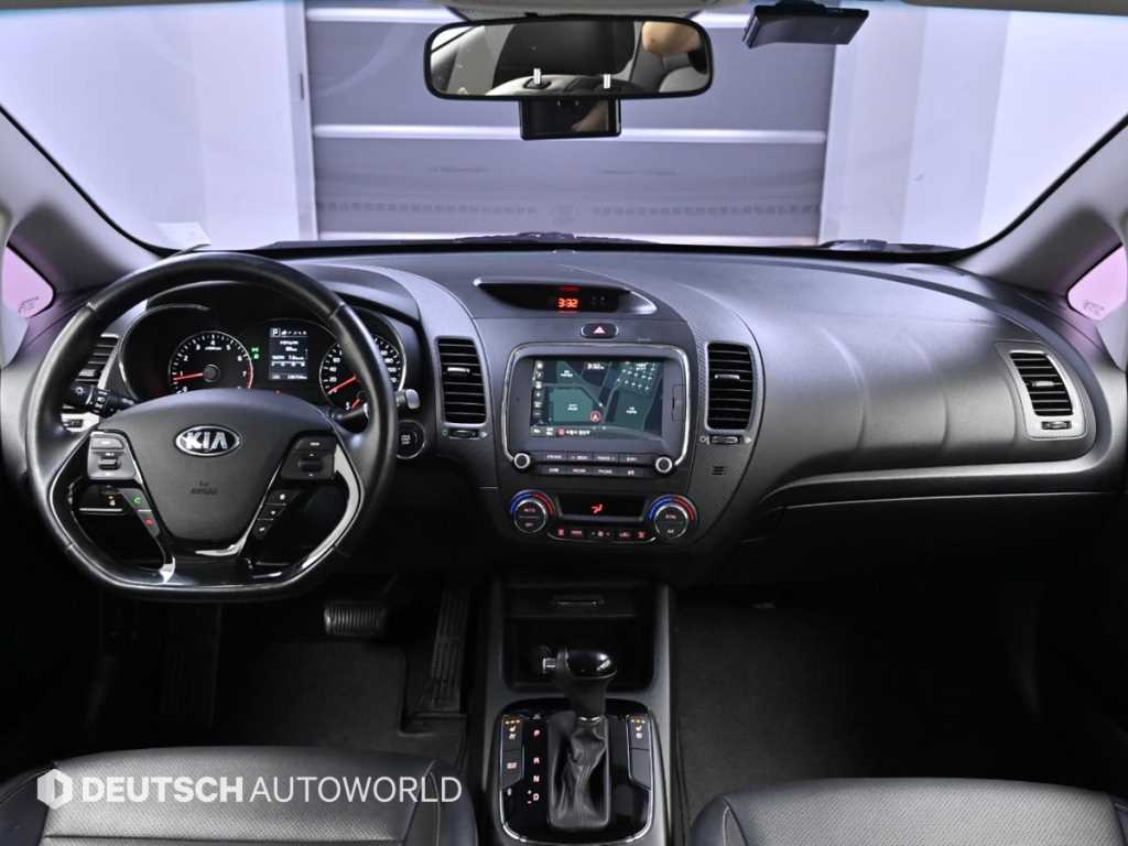 KIA K3 - Vista 7