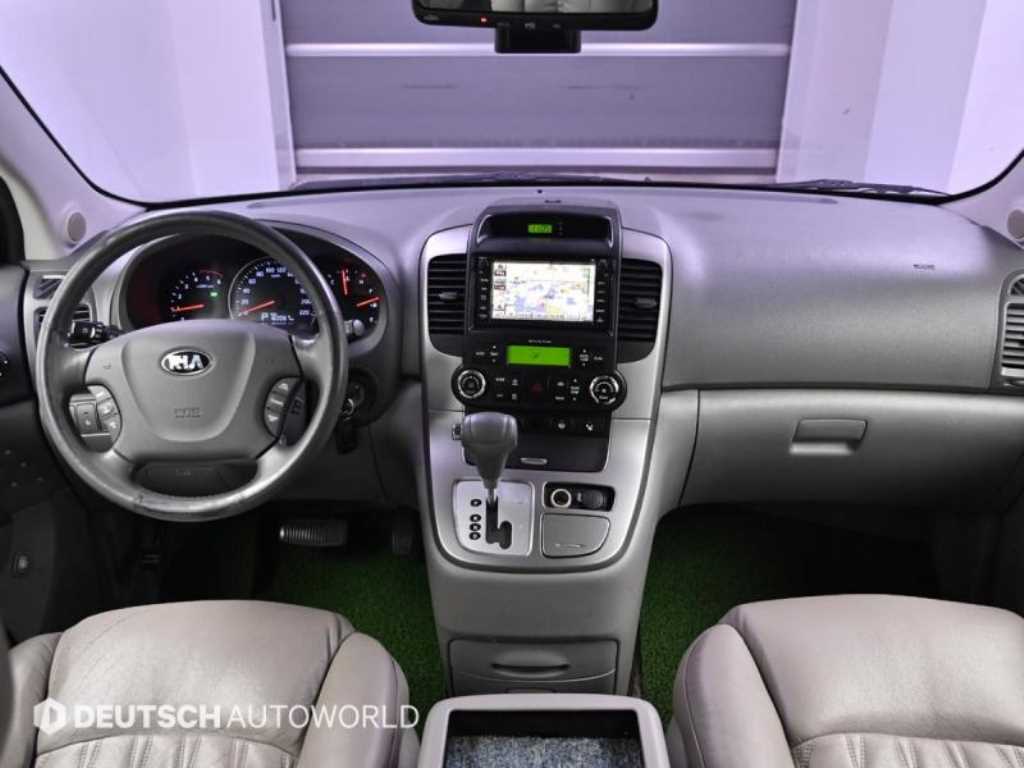 KIA Carnival - Vista 5