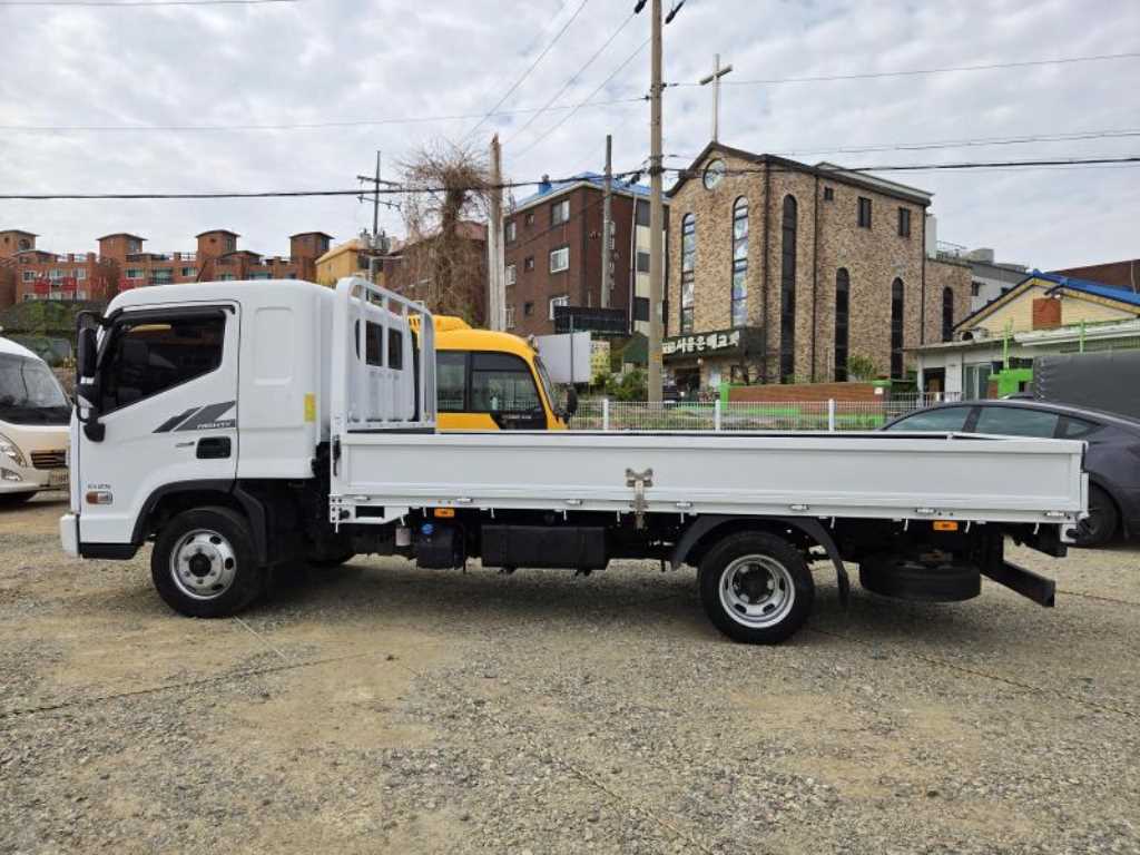 medium and large cargo Cargo 2018 Blanco - Importación desde Corea - HF Imports Iquique - Foto 13